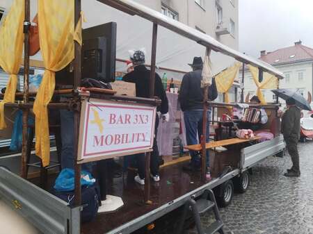 GRAPARSKI KRAVNEVAL ZNOVA POSTREGEL Z INOVATIVNIMI REŠITVAMI ZA VSE...