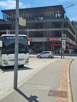 ŠTEVEC PROMETA NA LAPAJNETOVI ULICI