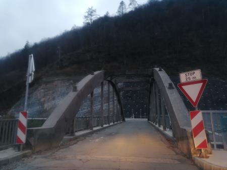 Do konca marca predvidoma sproščen promet, do konca junija zaključek...