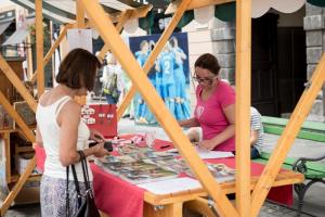 Tri čebelam najbolj prijazne občine leta 2015 so se predstavile v Zeleni prestolnici Evrope