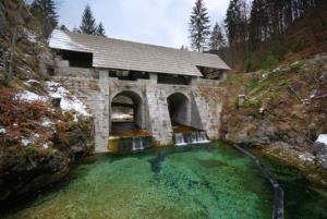 20 - Idrijske klavže