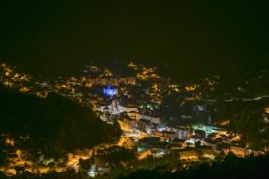 RAJ_2018_Fotografija_Robert_Zabukovec_Idrijski_grad_2017