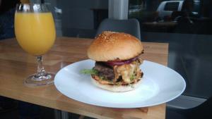 burger-tabay-3